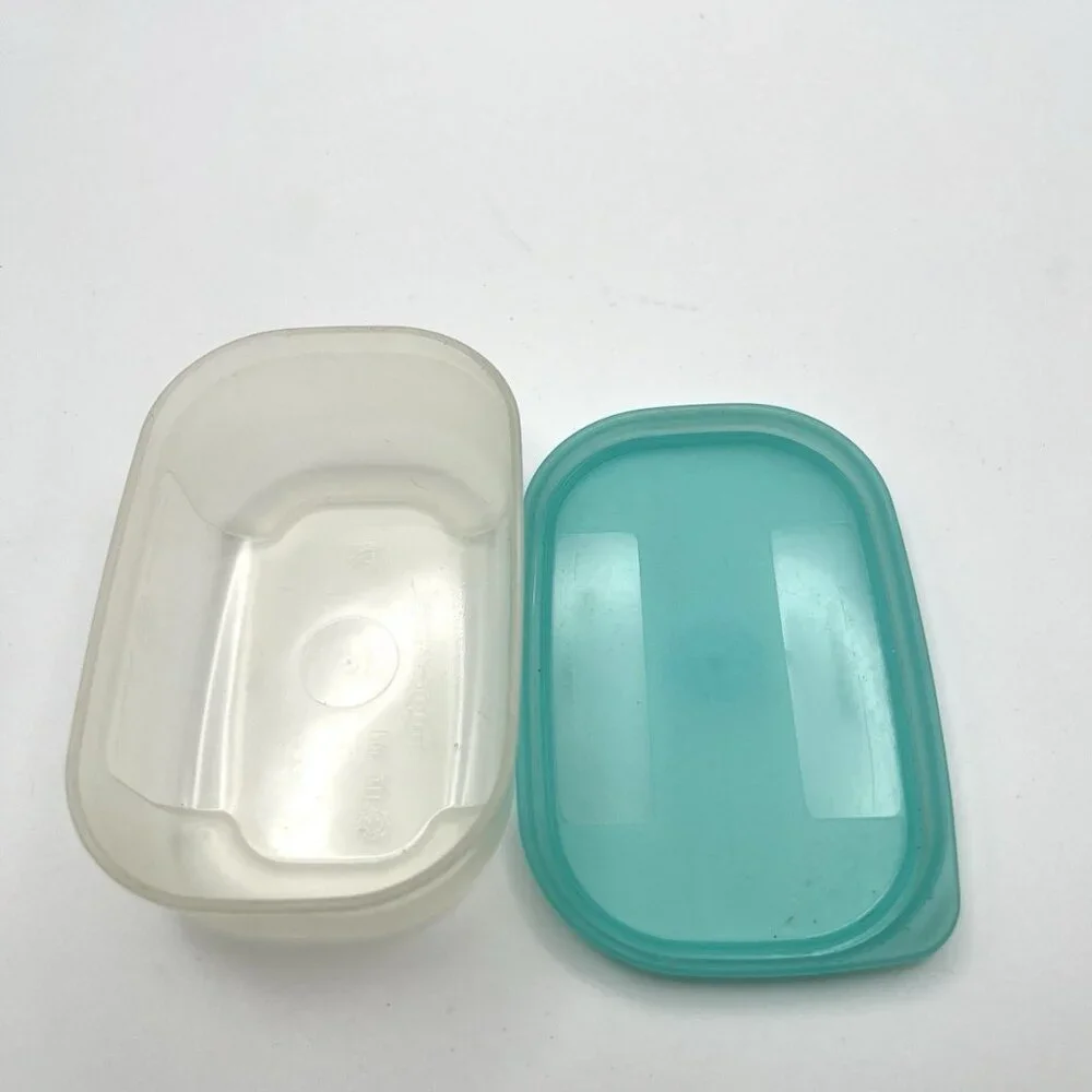 VTG Tupperware 4 oz Mini Snack Keeper 4160C Teal Lid Small Storage Container USA